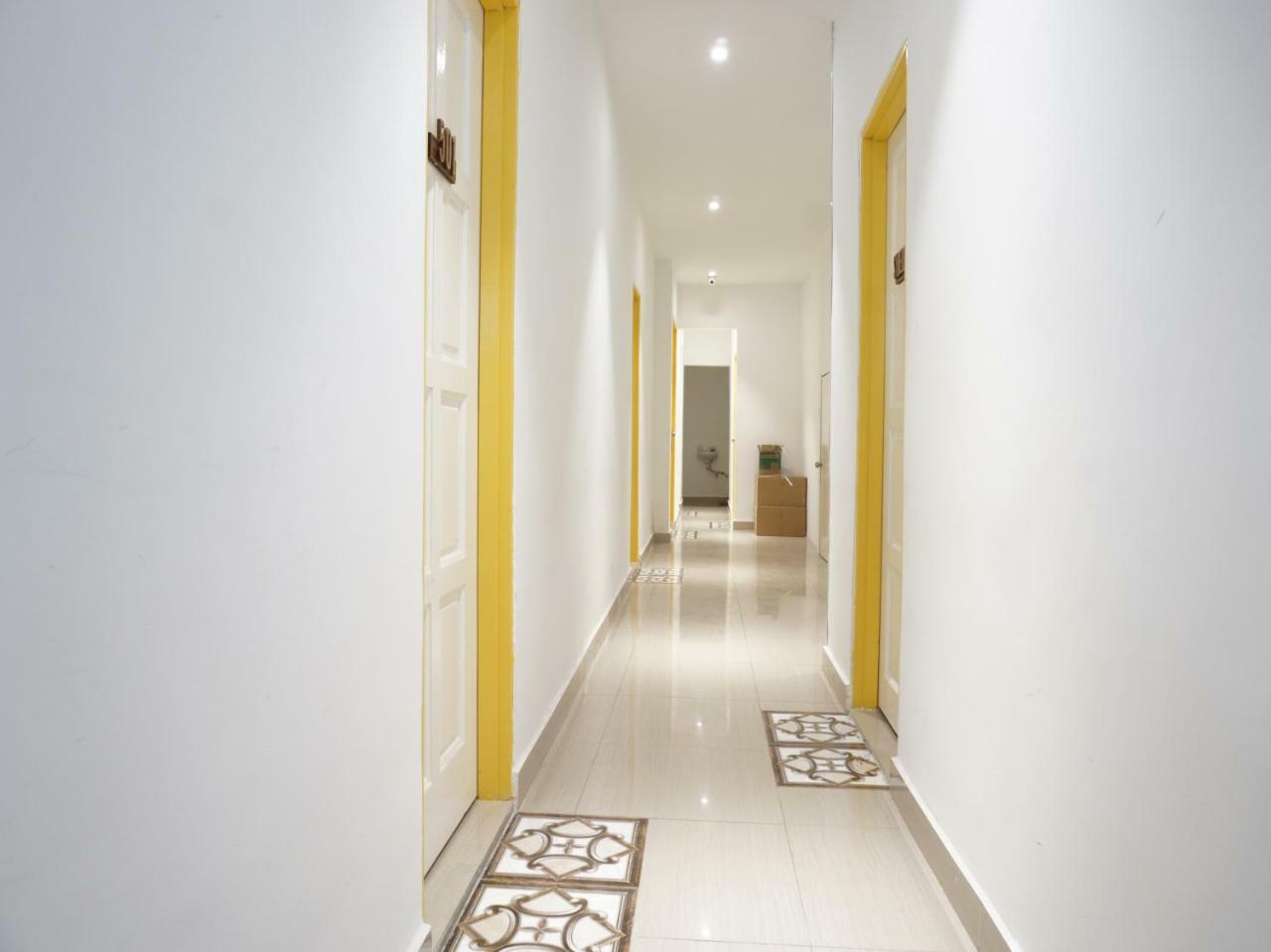 Oyo 90121 Summer House Bed & Cafe Kuala Lumpur Exterior foto